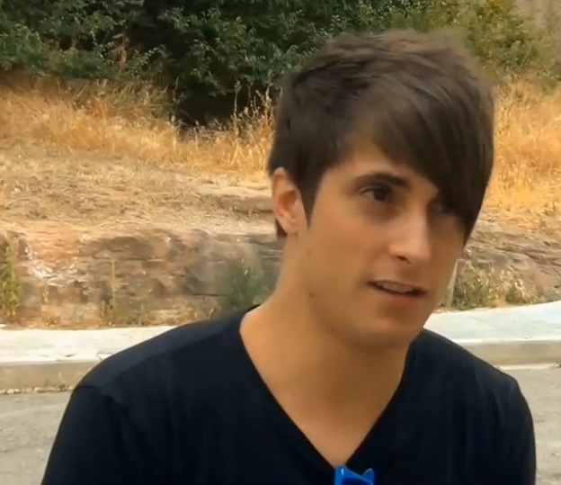 Video blogger filming content for an online audience
